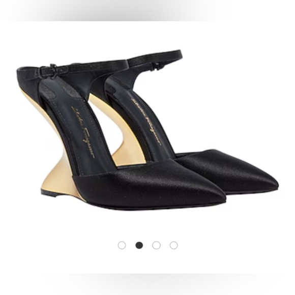 Salvatore Ferragamo Naturno Heel - Picture 2 of 4